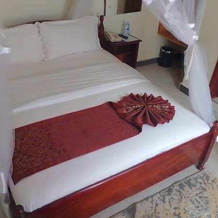 Mbarara Acacia Country Inn מראה חיצוני תמונה